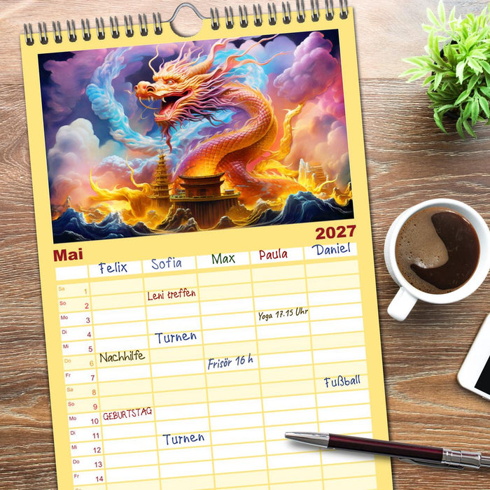 Drachen-Jahr - Kalenderplaner im Stile des chinesischen Tierkreiszeichens (CALVENDO Familienplaner 2027)