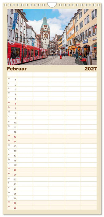 Freiburg - Breisgau Metropole (CALVENDO Familienplaner 2027)