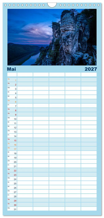 Welt unter Sternen (CALVENDO Familienplaner 2027)