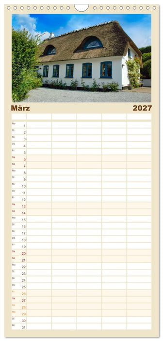 Idyllische Reetdachhäuser (CALVENDO Familienplaner 2027)
