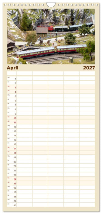 Bahn-Nostalgie im Modell (CALVENDO Familienplaner 2027)