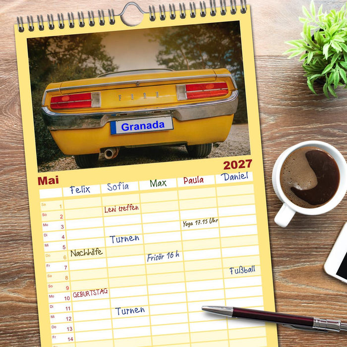 Autos der 70er (CALVENDO Familienplaner 2027)