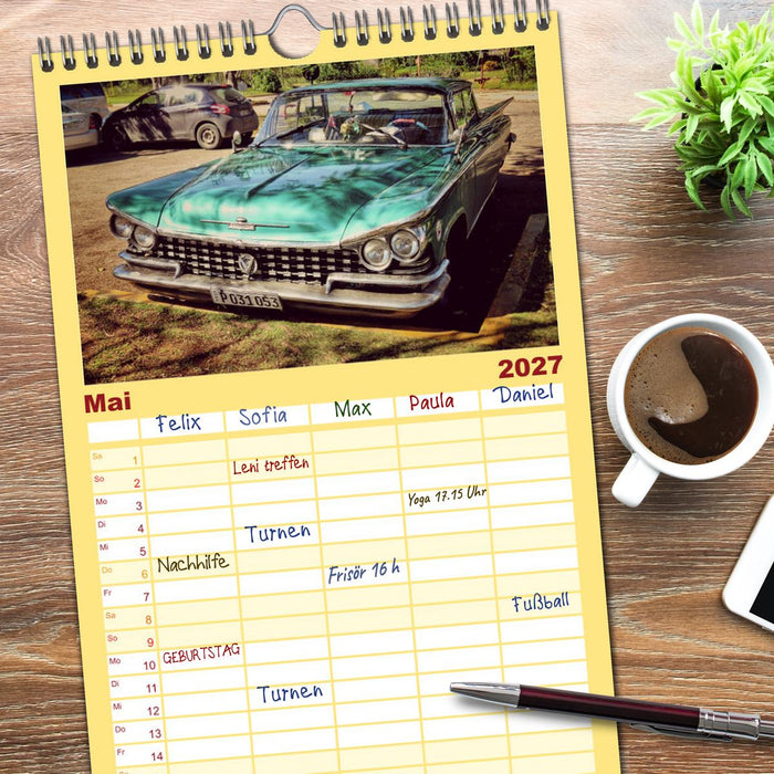 Retro Cars (CALVENDO Familienplaner 2027)