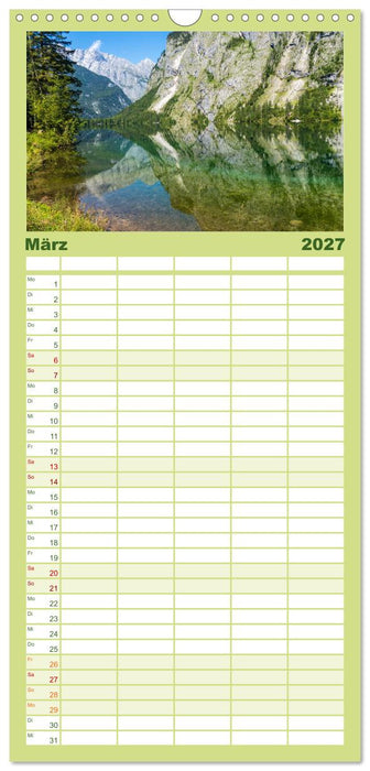 Malerische Seen in Bayern (CALVENDO Familienplaner 2027)