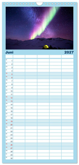 Magische Polarlichter der Erde (CALVENDO Familienplaner 2027)