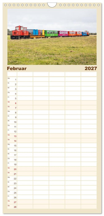 Am Strand von Langeoog (CALVENDO Familienplaner 2027)