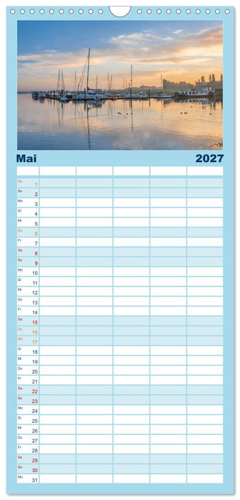Greetsiel in Ostfriesland (CALVENDO Familienplaner 2027)