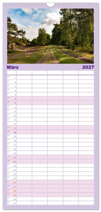 Wanderung durch die zauberhafte Lüneburger Heide (CALVENDO Familienplaner 2027)