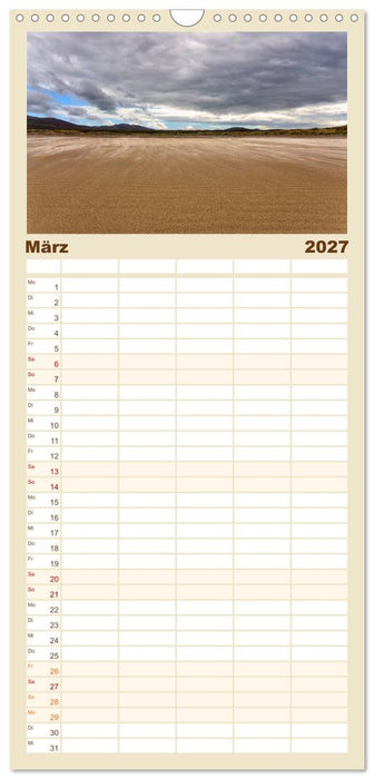 Schottland - Spiegel der Seele (CALVENDO Familienplaner 2027)