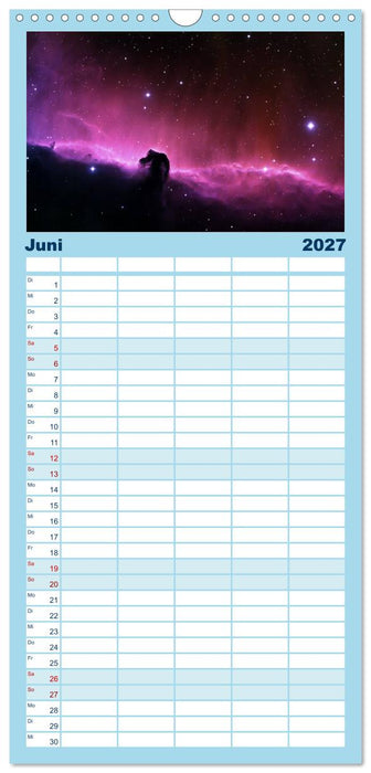 Der Weltraum. Spektakuläre Gasnebel und Galaxien (CALVENDO Familienplaner 2027)