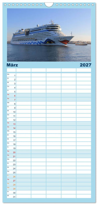 Cruiseliner in Warnemünde (CALVENDO Familienplaner 2027)