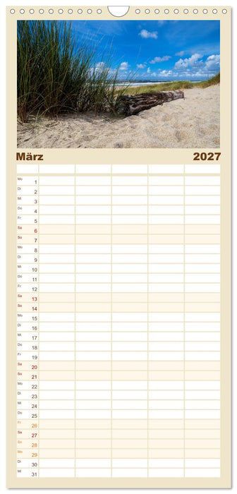 Sylt - Strandspaziergang (CALVENDO Familienplaner 2027)
