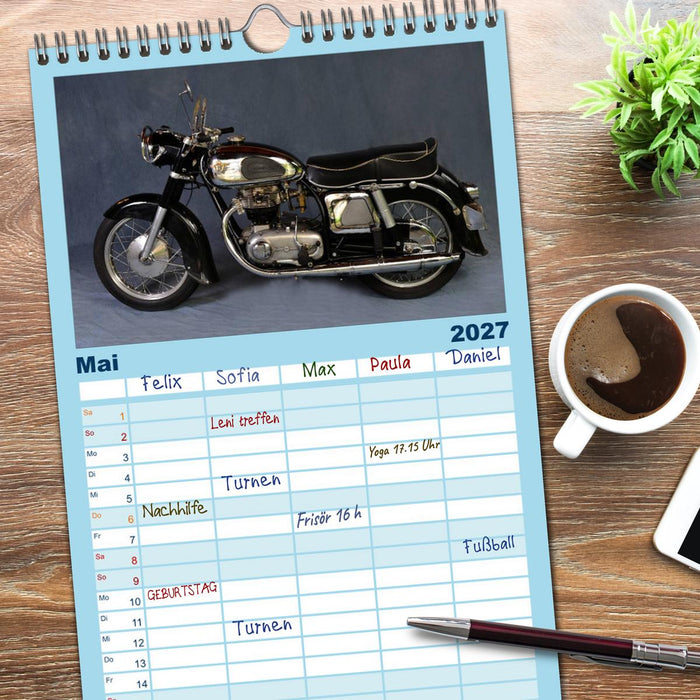Deutsche Motorrad Oldtimer (CALVENDO Familienplaner 2027)