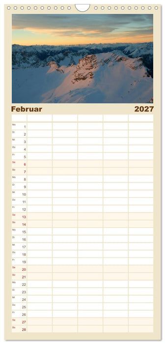 Berge und Seen rund um die Zugspitze (CALVENDO Familienplaner 2027)