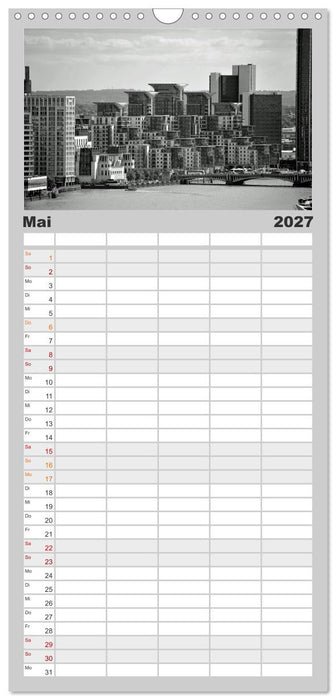 London in Schwarz-Weiß (CALVENDO Familienplaner 2027)