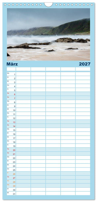 Berg, Land und Meer - Eine Reise durch die Landschaften (CALVENDO Familienplaner 2027)