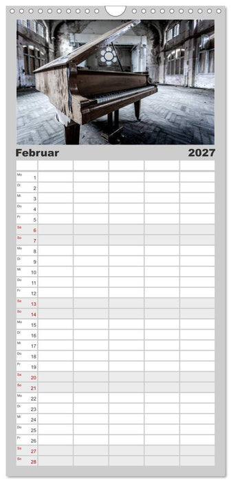 Vergessene Plätze - verlorene Vergangenheit (CALVENDO Familienplaner 2027)