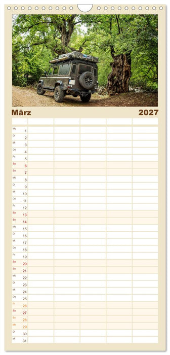 Mit dem 4x4 durch Europa (CALVENDO Familienplaner 2027)