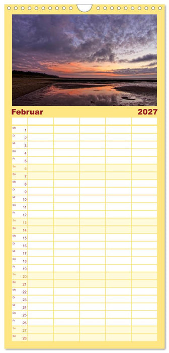 Sonnenuntergänge, an der Nordseeküste vor Cuxhaven (CALVENDO Familienplaner 2027)