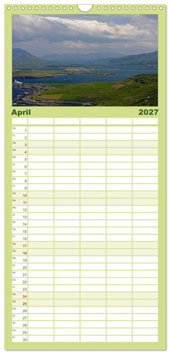 Irlands vielfältige Landschaften (CALVENDO Familienplaner 2027)