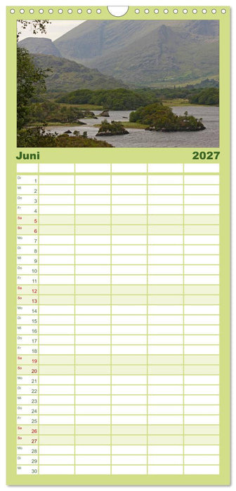 Irlands vielfältige Landschaften (CALVENDO Familienplaner 2027)