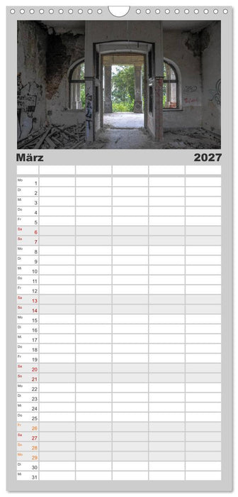 Lost Places in Deutschland (CALVENDO Familienplaner 2027)