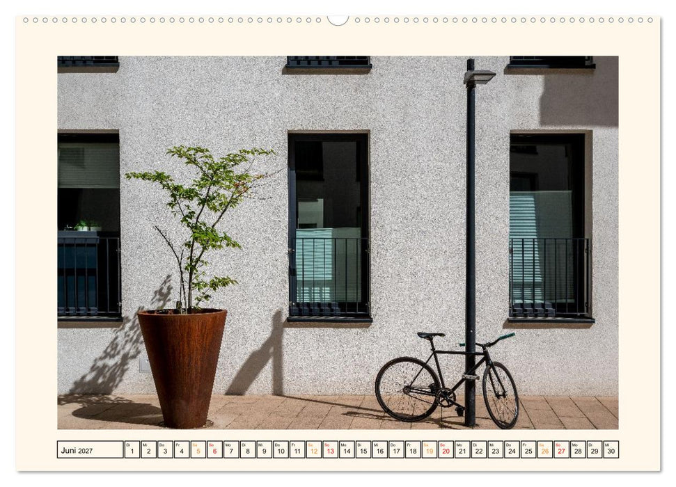 Fahrräder im Stadtbild (CALVENDO Premium Wandkalender 2027)