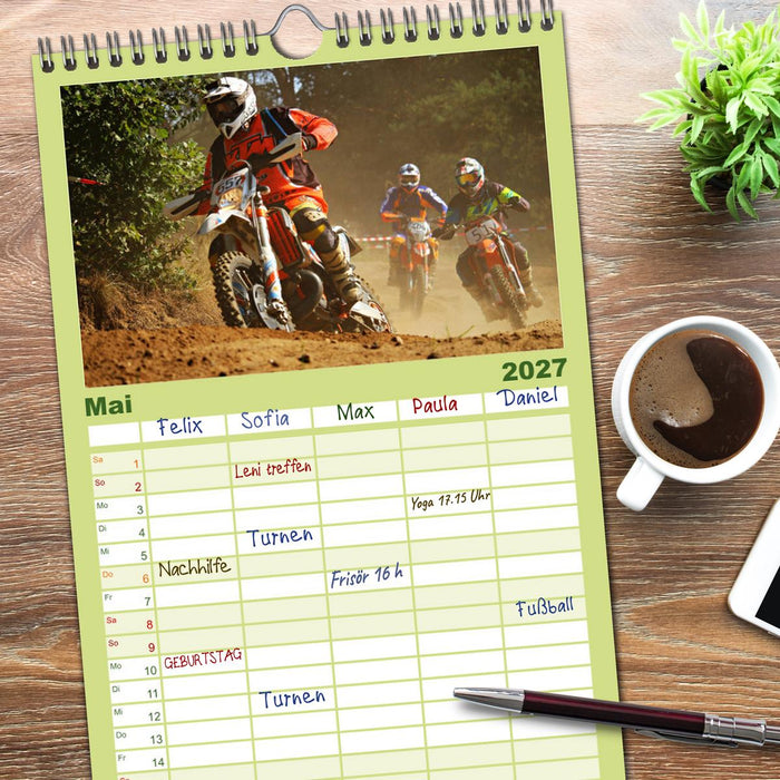 Motocross - tollkühne Kerle (CALVENDO Familienplaner 2027)