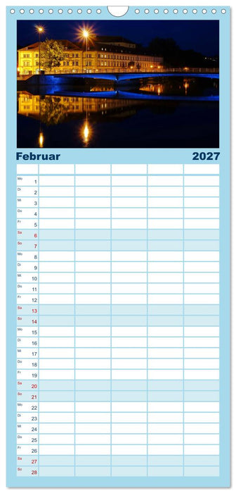Landshut bei Tag und Nacht (CALVENDO Familienplaner 2027)