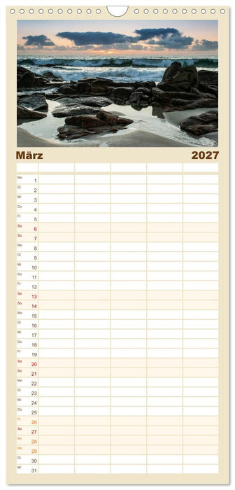 Bretagne - Bilder einer Küstenlandschaft (CALVENDO Familienplaner 2027)