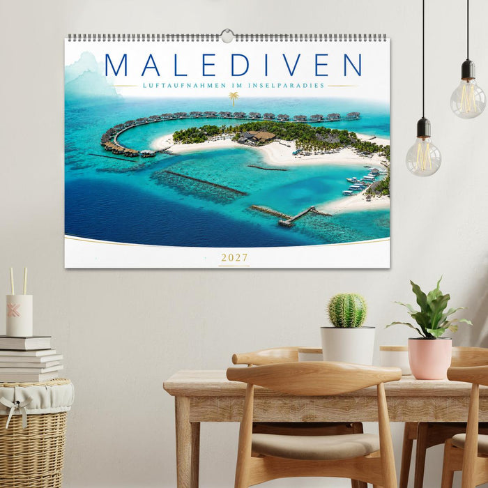 Malediven - Luftaufnahmen im Inselparadies (CALVENDO Wandkalender 2027)