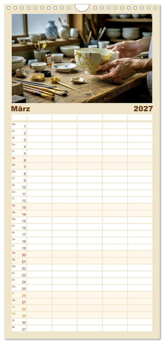 Japanisches Kintsugi - Kunst aus Gold (CALVENDO Familienplaner 2027)