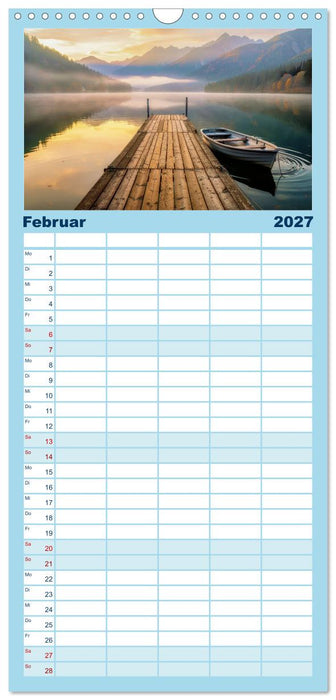 Malerische Bootsstege (CALVENDO Familienplaner 2027)