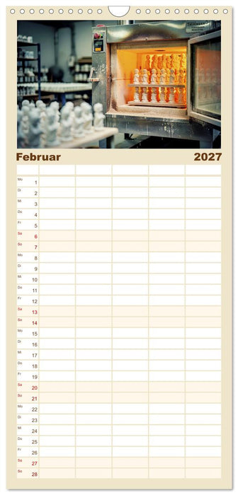 Thüringer - Porzellankunst - Handwerk (CALVENDO Familienplaner 2027)