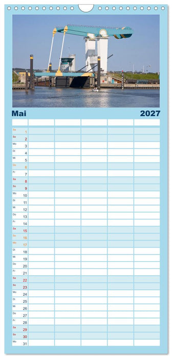 Das Alte Land und die Elbe. Auf dem Weg zur Flussmündung (CALVENDO Familienplaner 2027)