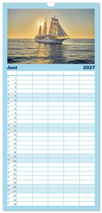 Angelehnt an Segelkreuzfahrtschiffe (CALVENDO Familienplaner 2027)