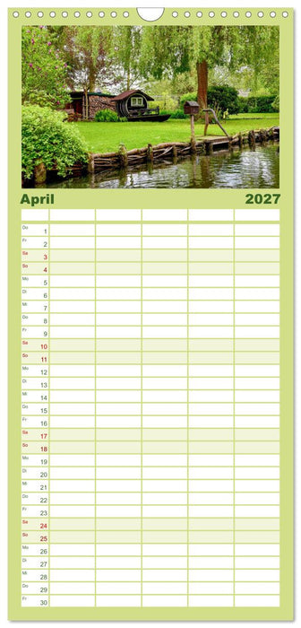 Eine Kahnfahrt im Spreewald (CALVENDO Familienplaner 2027)