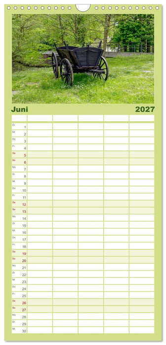 Eine Kahnfahrt im Spreewald (CALVENDO Familienplaner 2027)