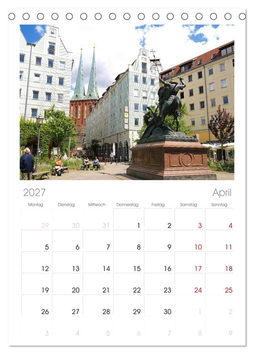 In Berlins Mitte (CALVENDO Tischplaner A5H 2027)