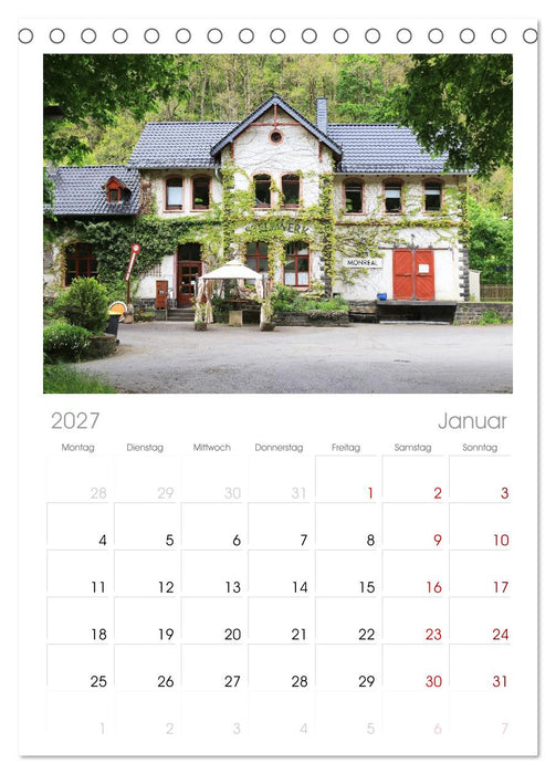 Monreal - Malerisches Eifeldorf (CALVENDO Tischplaner A5H 2027)