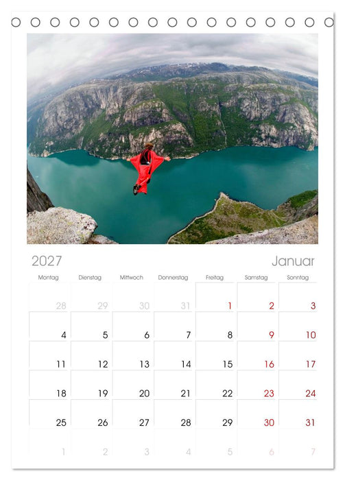 Base Jumping Adrenalin- Kick (CALVENDO Tischplaner A5H 2027)