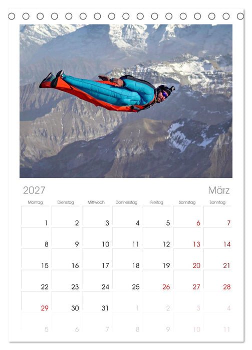 Base Jumping Adrenalin- Kick (CALVENDO Tischplaner A5H 2027)