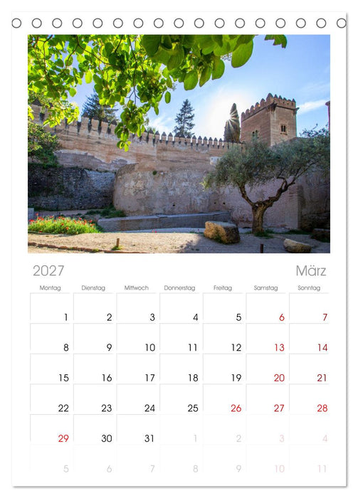 Ein Herz für Granada (CALVENDO Tischplaner A5H 2027)