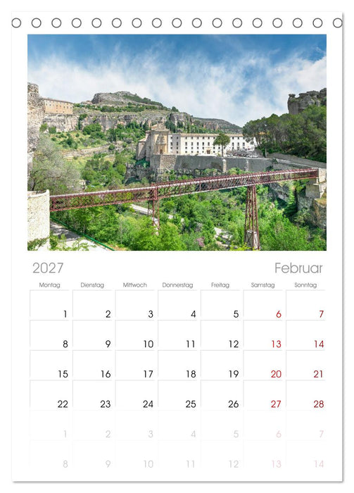 Die hängenden Häuser von Cuenca (CALVENDO Tischplaner A5H 2027)