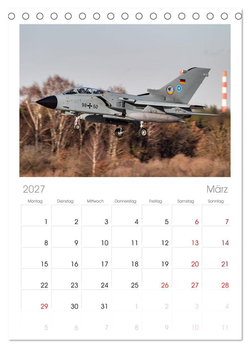 Panavia Tornado - The Multirole Fighter (CALVENDO Tischplaner A5H 2027)