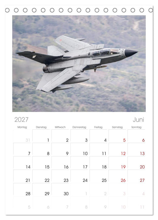 Panavia Tornado - The Multirole Fighter (CALVENDO Tischplaner A5H 2027)