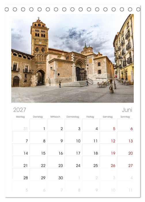 Spanische Kathedralen (CALVENDO Tischplaner A5H 2027)