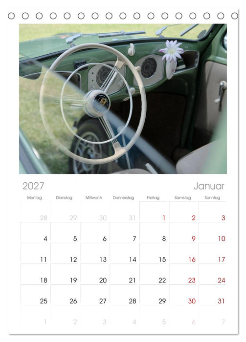Oldtimer Innenansichten (CALVENDO Tischplaner A5H 2027)