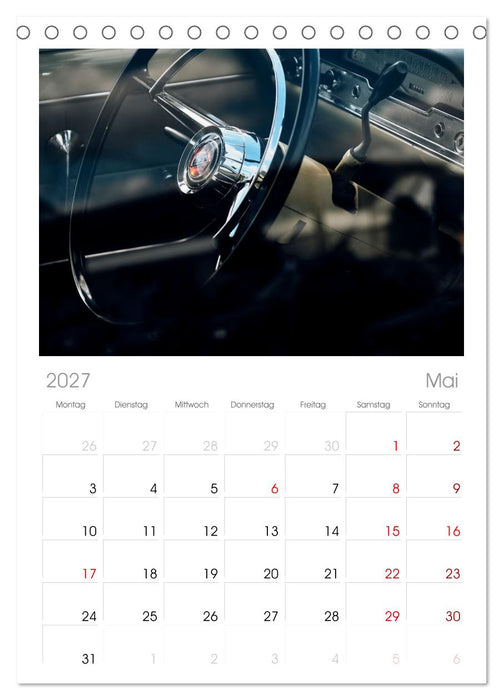 Oldtimer Innenansichten (CALVENDO Tischplaner A5H 2027)