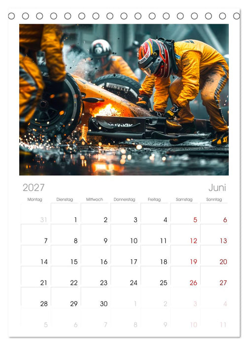 Boxenstopp - eingespieltes Team (CALVENDO Tischplaner A5H 2027)